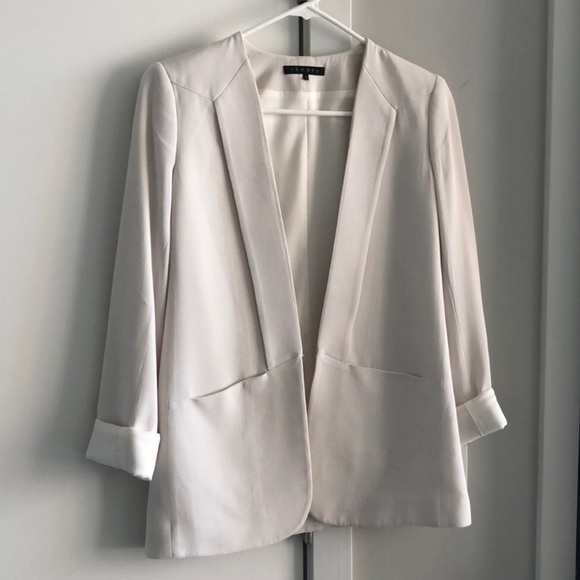 Theory Jackets & Blazers - Theory Cream Blazer - Size 2